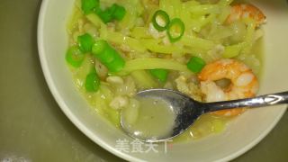[麻麻小厨房]虾仁土豆疙瘩汤的做法