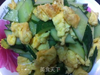 黄瓜炒鸡蛋--最适合夏天吃的炒菜的做法