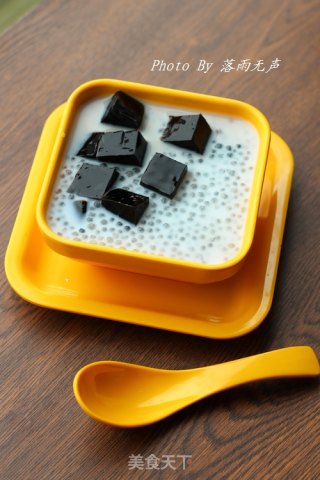 港式甜品——椰汁西米露凉粉的做法