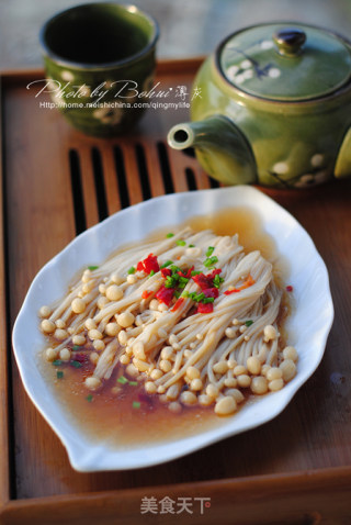 【剁椒蒸金针菇】十分钟打造美味快手菜的做法