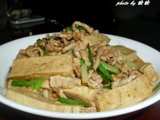 冻豆腐烧肉丝的做法