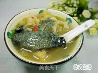 银耳乌鸡汤的做法