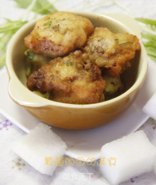 油炸但不油腻，夏天的好选择---里脊冬瓜色拉卷的做法