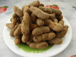煮五香鲜花生的做法