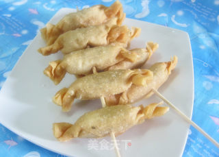 小朋友滴把戏《糖形馄饨串》
