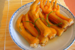 卤鸡爪---停不下来的小吃的做法
