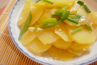 青椒土豆片---最家常的家常菜的做法