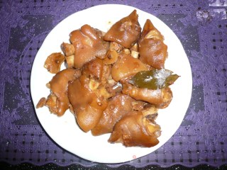 超好味紅腐乳炆豬蹄的做法
