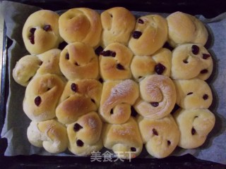 蔓越莓面包卷和红豆面包的做法