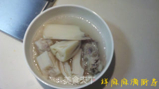 莲藕煨排骨的做法