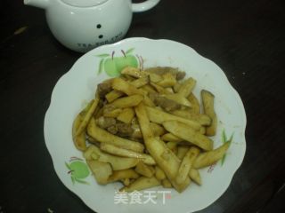 杏鲍菇炒肉的做法
