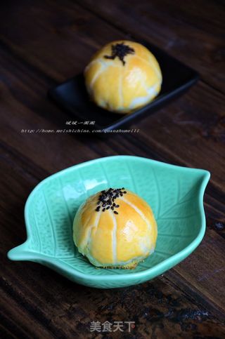 蛋黄酥的做法