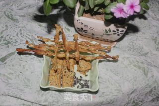 献给麻麻滴专用零食—咸味芝麻核桃瓜子仁苏打饼