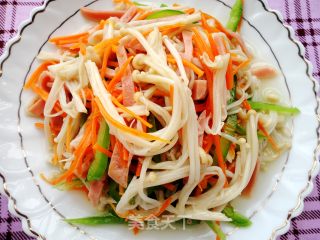 张炎家的美味凉拌菜之------凉拌金针菇的做法