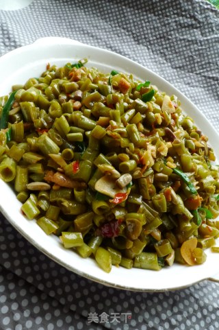 酸豆角炒肉丁的做法