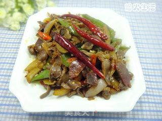 香辣火腿鸡胗的做法