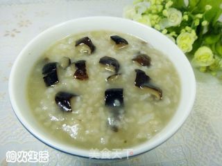 香菇鸡骨粥的做法