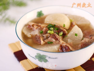 秘制广式萝卜牛腩汤的做法