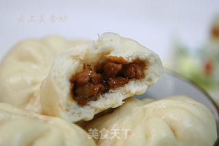 酱肉丁包子的做法