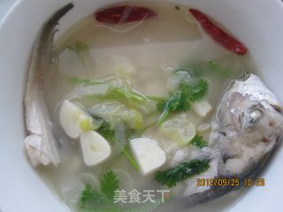 清炖鲳鱼汤的做法