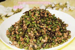 米饭杀手——榄菜肉末豇豆的做法