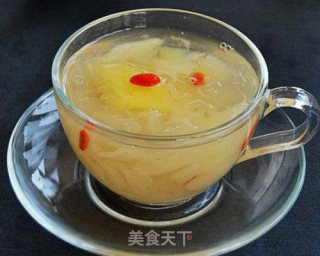 银耳雪梨羹的做法