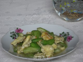 丝瓜炒鸡蛋的做法