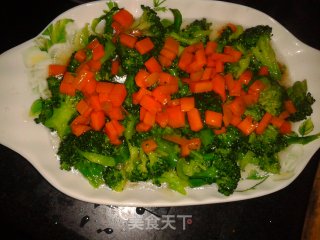 清炒西兰花（女性健康版）的做法