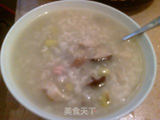 香菇毛豆瘦肉粥的做法