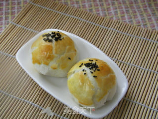 【番茄自制美食】中秋月饼之苏式酥皮月饼---【蛋黄酥】的做法