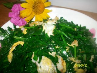 ✿鸡蛋炒韭菜✿的做法