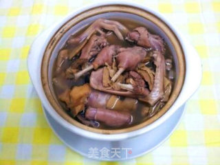 笋干老鸭煲的做法