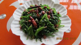 果仁菠菜的做法