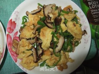 香菇炒蛋的做法