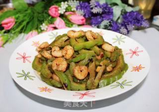 豆豉虾仁炒苦瓜的做法