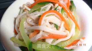 凉拌蒜香金针茹的做法
