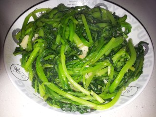 蒜蓉炒芥菜苗的做法