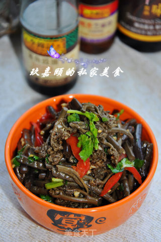 凉拌美味蕨菜的做法