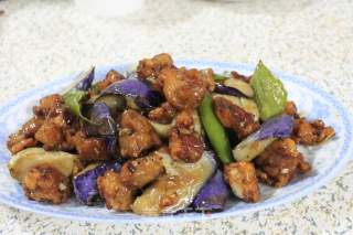 肉段溜茄子的做法
