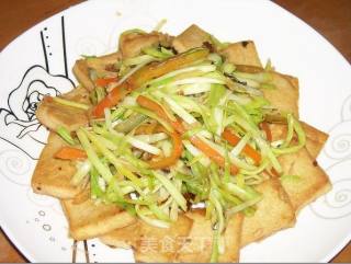 韭黄炒豆腐的做法