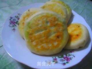 韭菜鸡蛋馅饼的做法