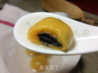 南瓜黑芝麻汤圆的做法