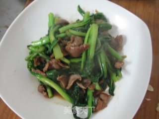 家常菜 ~鸡肾炒菜心的做法