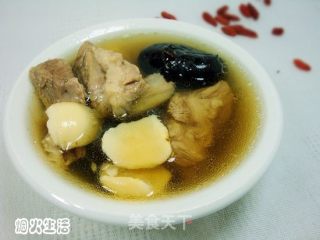 大枣百合排骨汤的做法