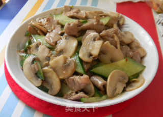 口蘑溜肉片的做法