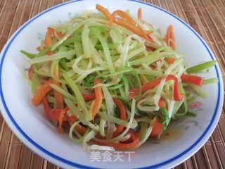 椒丝炒手撕香芹的做法