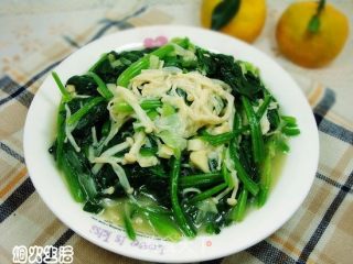 家常小菜-——菠菜金针菇的做法