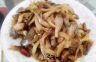 蘑菇炒肉的做法