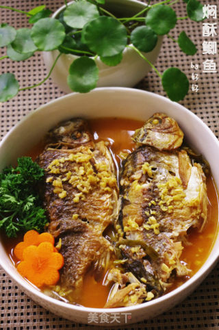 焖酥鲫鱼的做法