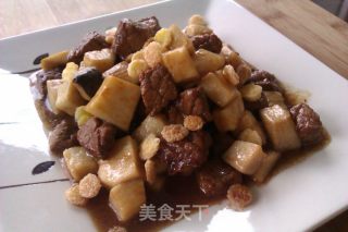 杏鲍菇炒牛肉粒的做法